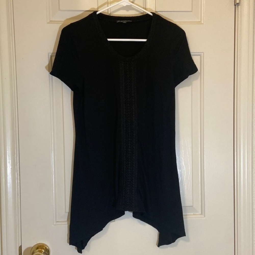Adrianna Papell • Women’s Black Swing Top • Size S • Asymmetrical Hem